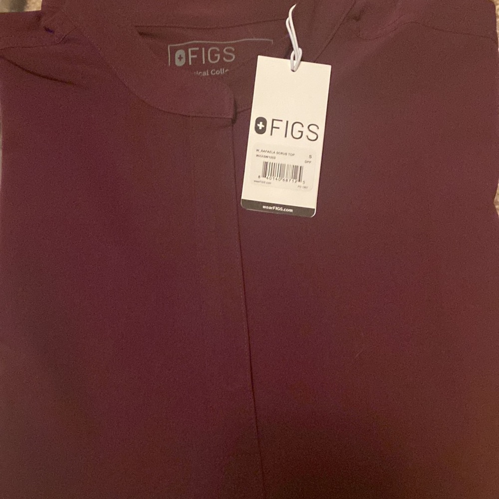 Figs deep purple Rafaela scrub top small